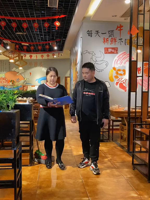 揭秘B太餐饮狂欢日，一天吃掉七八家店的奇迹背后的故事