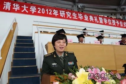 清华女硕士二次入伍荣升中尉，勇气与担当铸就辉煌时刻