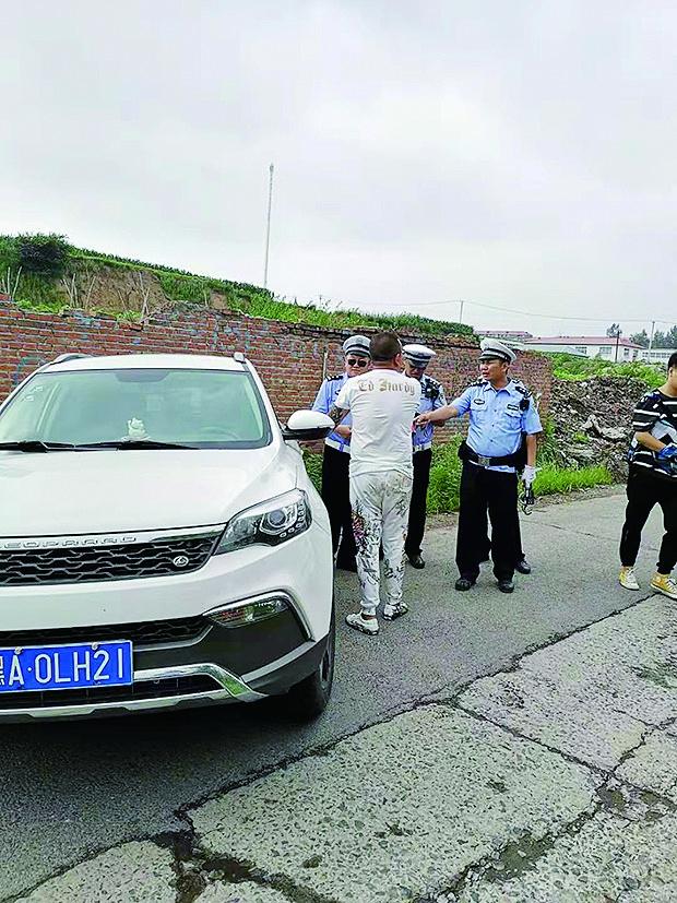 平台回应女生拒绝绕路遭弃高速事件，双向责任下的尊重与安全议题