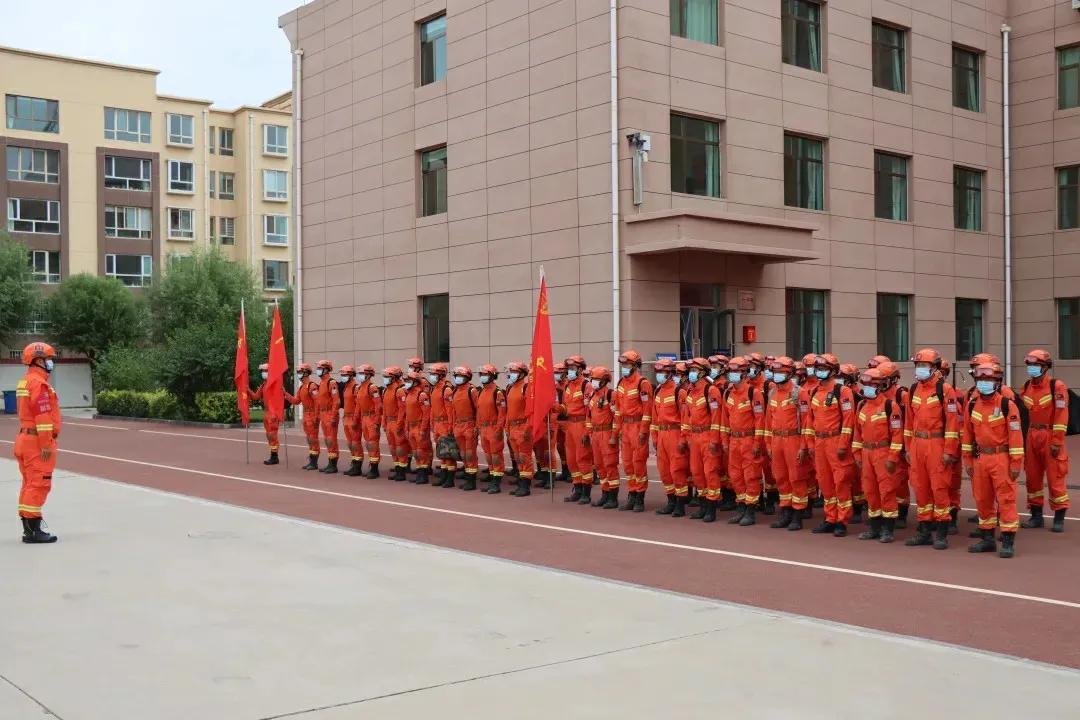 青海玉树州连续遭遇两次地震，引发关注与紧急救援行动