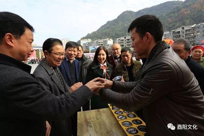 春晚重庆分会场门票谣言解析