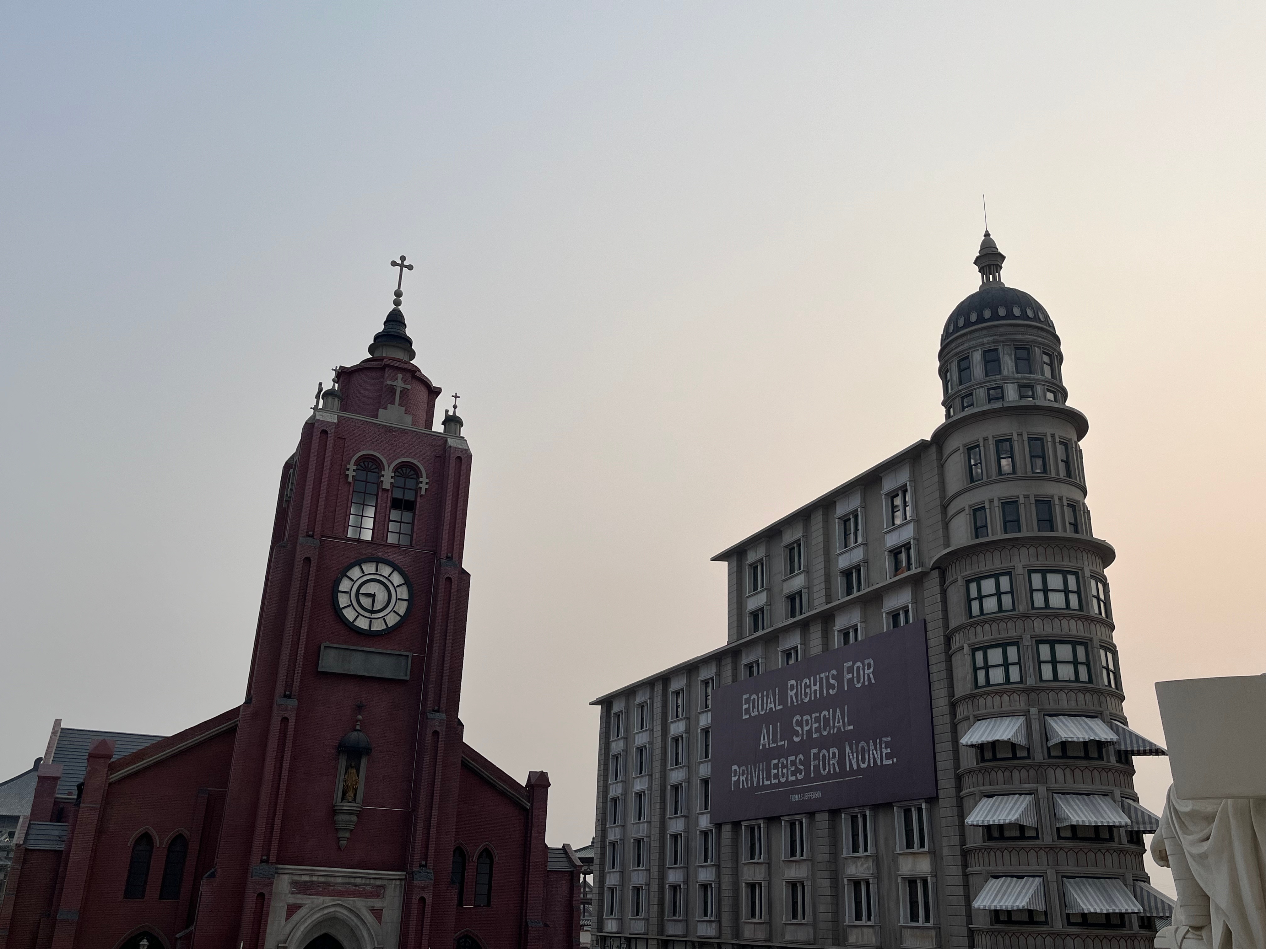 唐探1900拍摄地，历史风情与现代魅力交织，吸引数万游客打卡