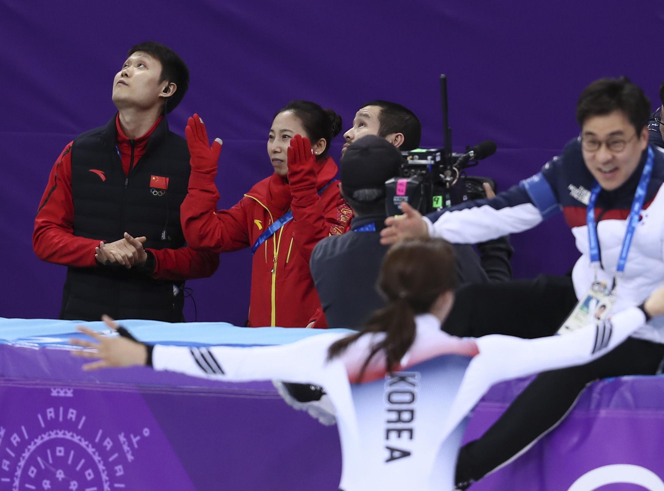 短道速滑女子3000米接力，中国队荣耀夺冠，铸就辉煌历史时刻